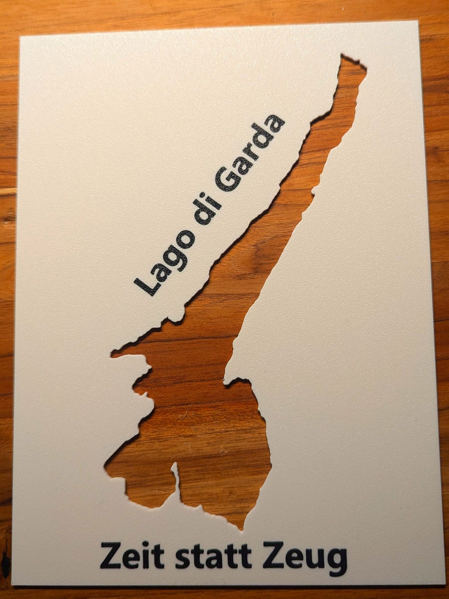 Individuelle 3D-gedruckte Gardasee-Bilderrahmenscheibe – Kreatives Geschenk für Reisende und Italien-Liebhaber – Bild 2