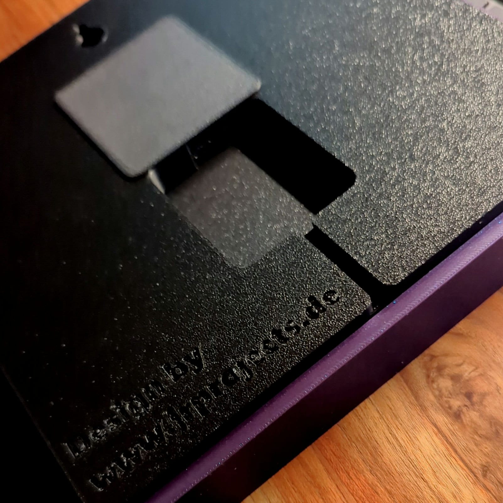 Wortuhr Bausatz DIY – 3D-gedrucktes Gehäuse für ESP8266 & RGB-LEDs, Deutsch & Englisch (Elektronik nicht enthalten) – Bild 5