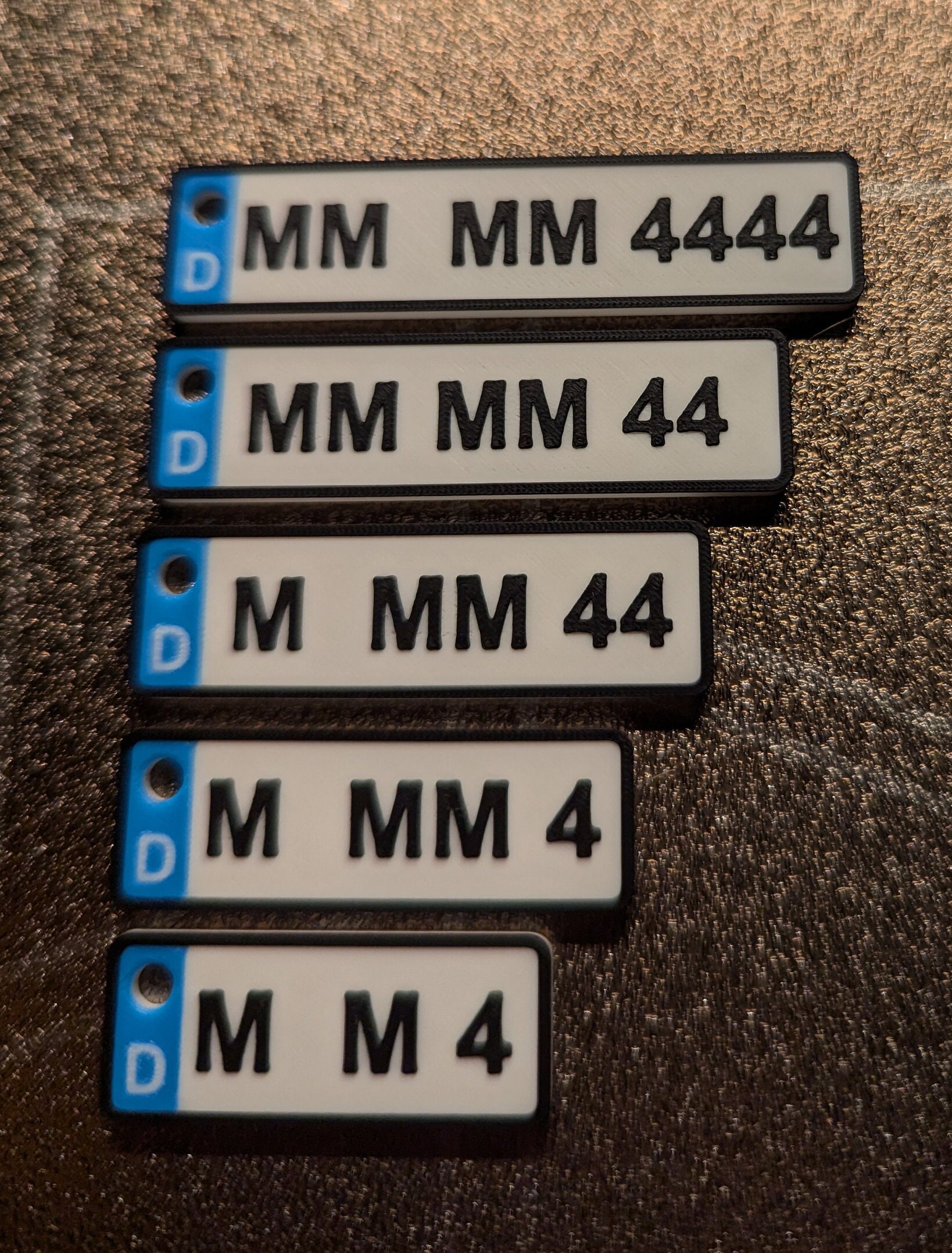 Personalisierbare Nummernschild Schlüsselanhänger – 3D-gedruckt, individuell anpassbar Keyholder – Bild 3
