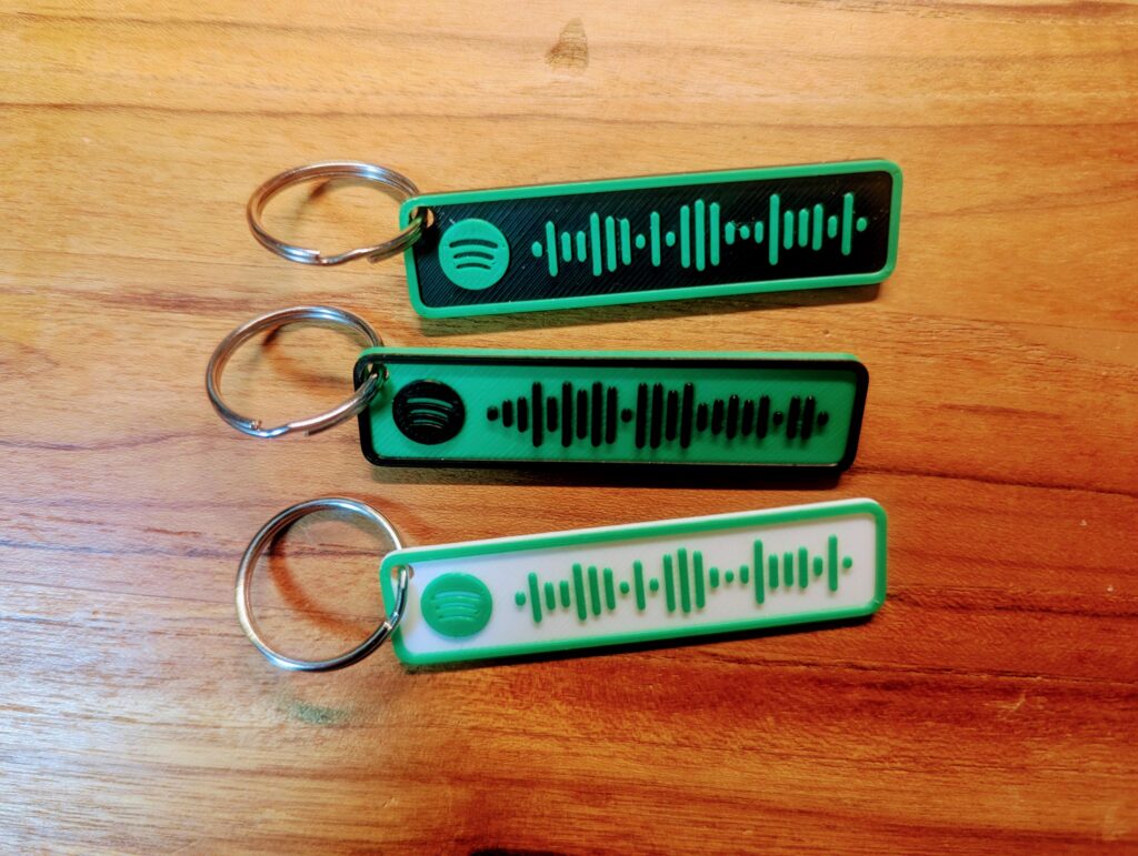 Personalisierbarer Schlüsselanhänger mit Song-Code – Musik, die du immer bei dir trägst